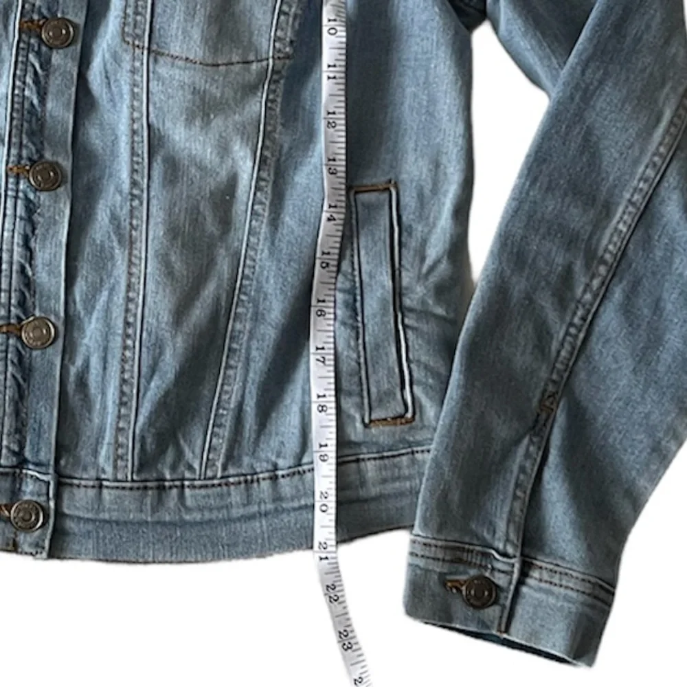 Women’s Denim Jacket Size Large BNWT - Picture 2 of 11